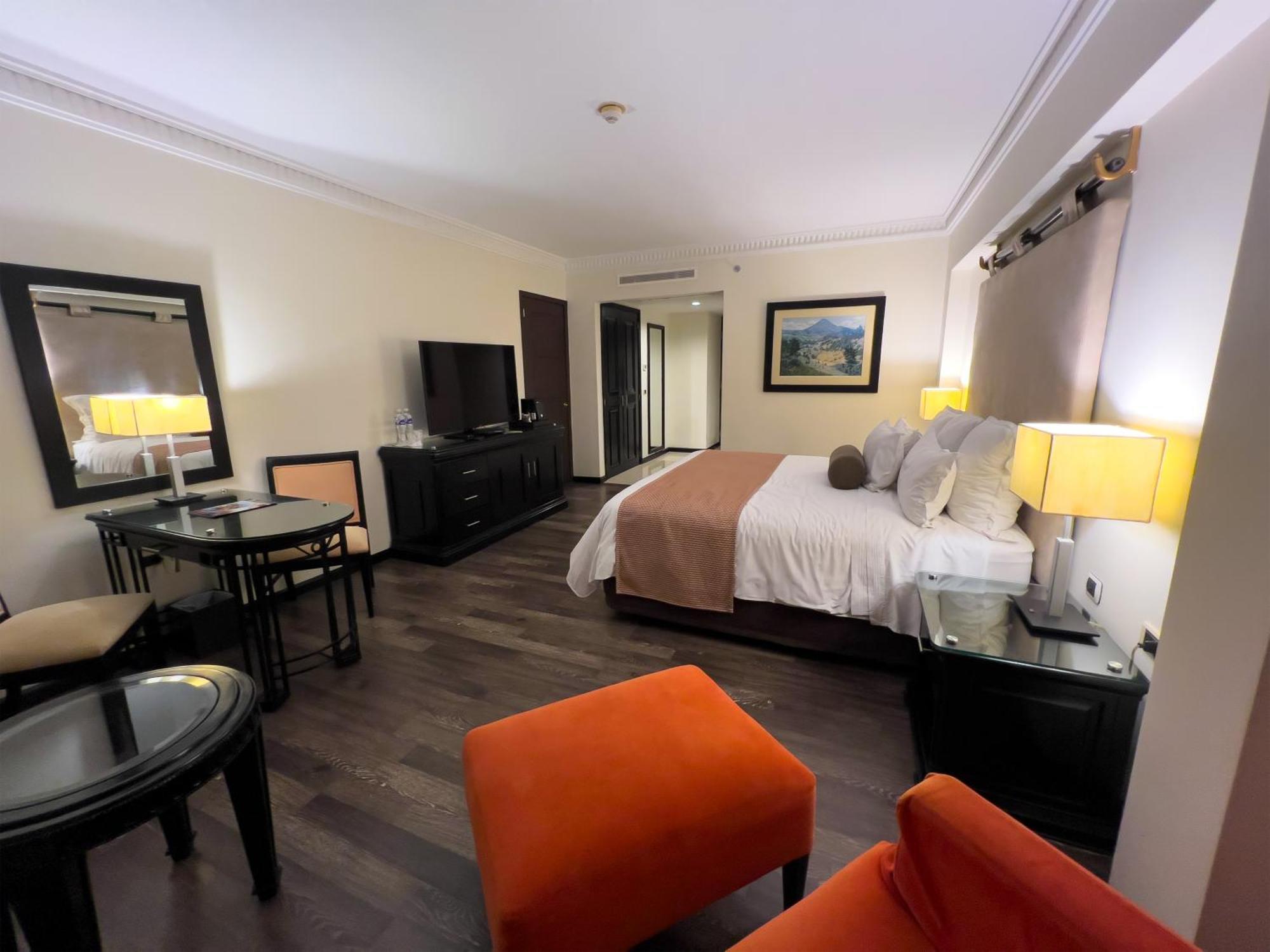 Tikal Futura Hotel & Convention Center Гватемала Экстерьер фото