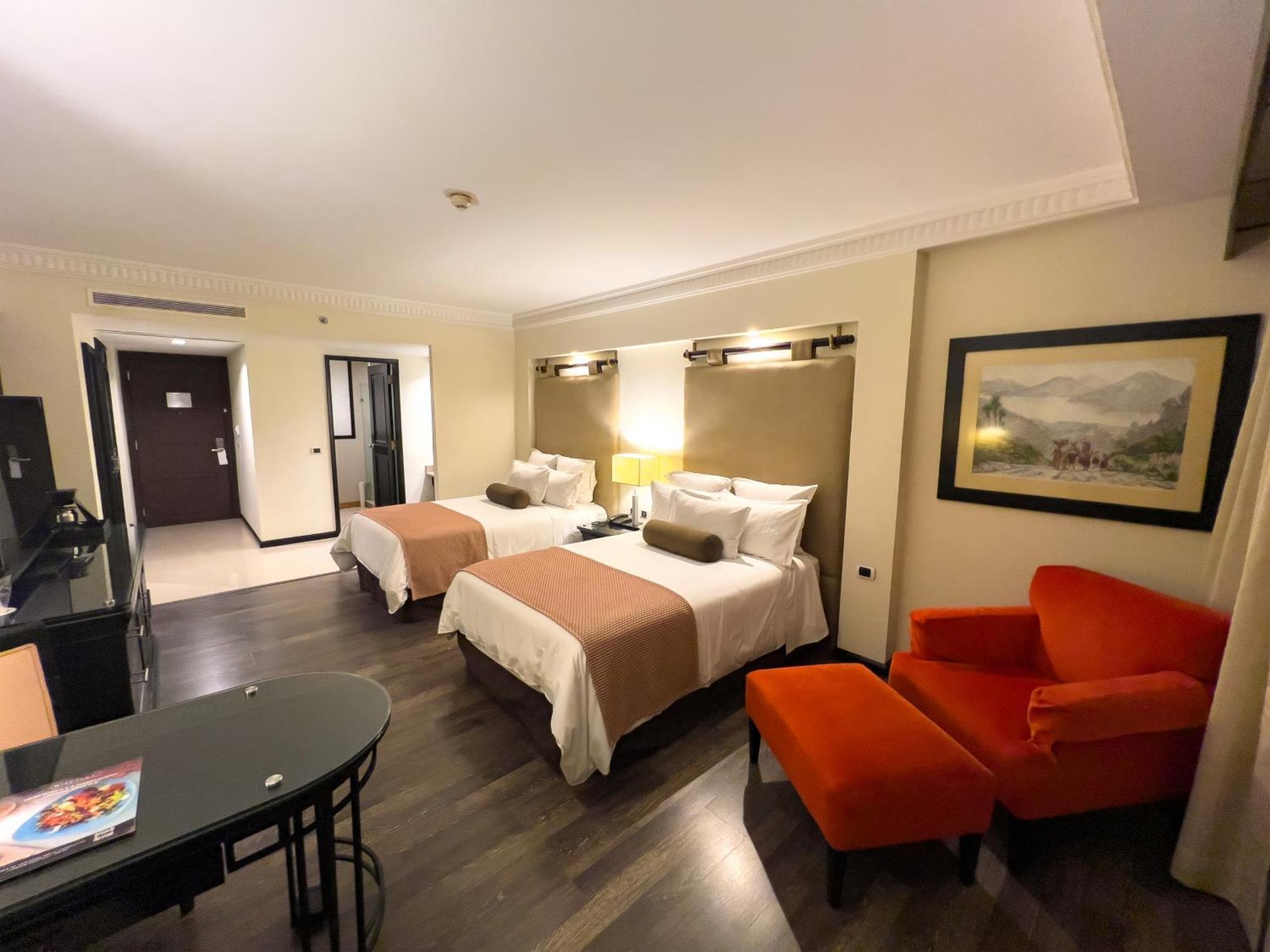 Tikal Futura Hotel & Convention Center Гватемала Экстерьер фото